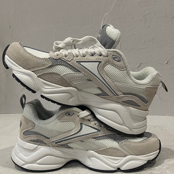 Reebok Women's Gray and White Sneakers - Picture 8 of 8